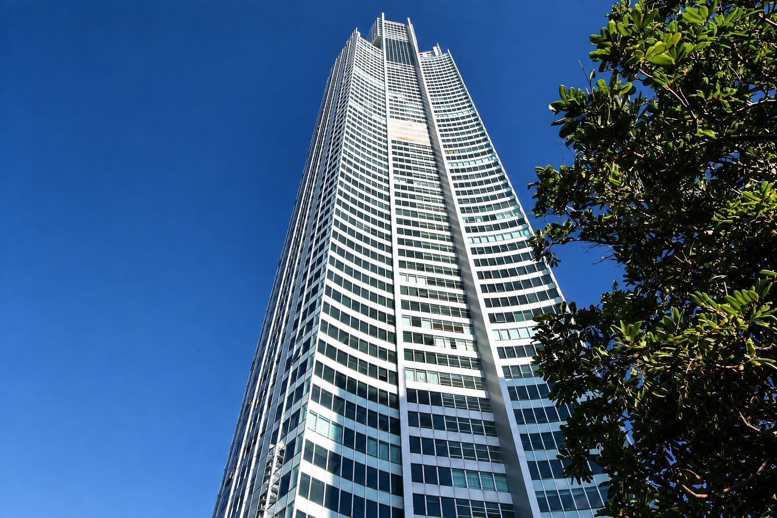 SkyPoint Climb — Australia's only beachside skyscraper climb.